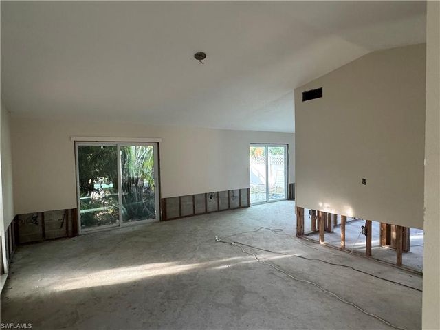 1683 Atlanta Plaza DR, Sanibel, FL 33957