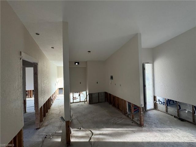 1683 Atlanta Plaza DR, Sanibel, FL 33957