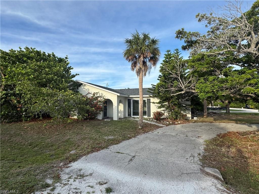 1683 Atlanta Plaza DR, SANIBEL, FL 33957 — photo 2