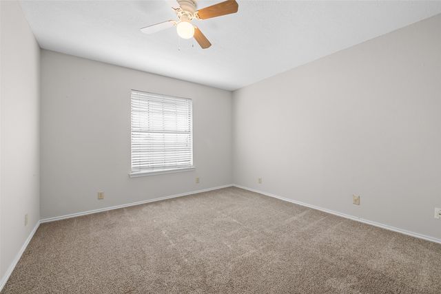 1135 Southpointe Drive, Desoto, TX 75115