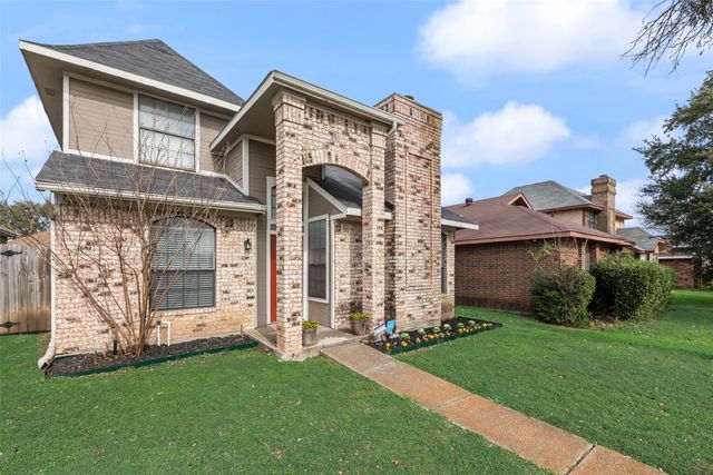 1135 Southpointe Drive, Desoto, TX 75115