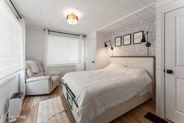 632 W Tri County Blvd, Oliver Springs, TN 37840