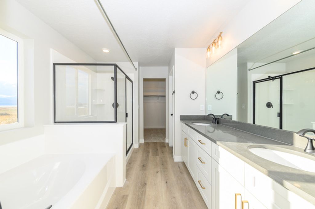 Image 19 of property listing at 1575 S 960 W #155, Provo, UT 84601