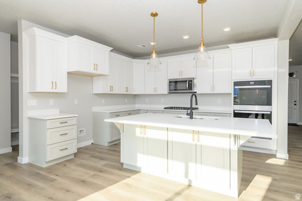 Image 9 of property listing at 1575 S 960 W #155, Provo, UT 84601