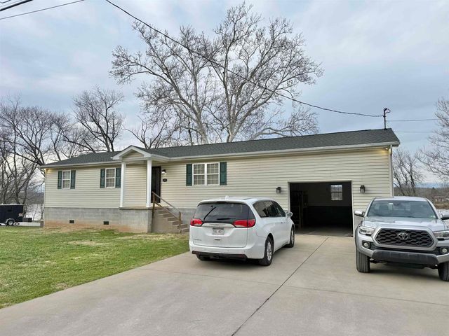 199 Sunset Point Lane, Huntington, WV 25704