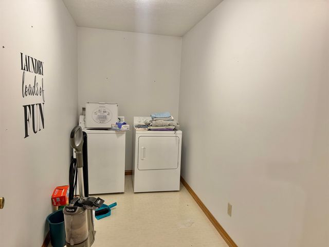 199 Sunset Point Lane, Huntington, WV 25704