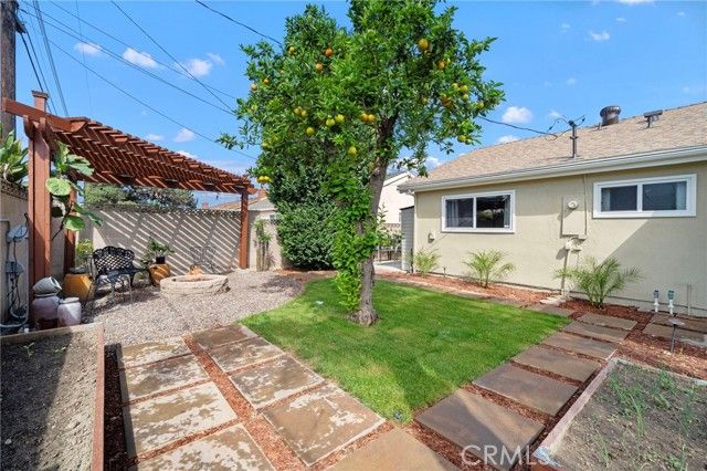 8272 Guilders Drive, Huntington Beach, CA 92647