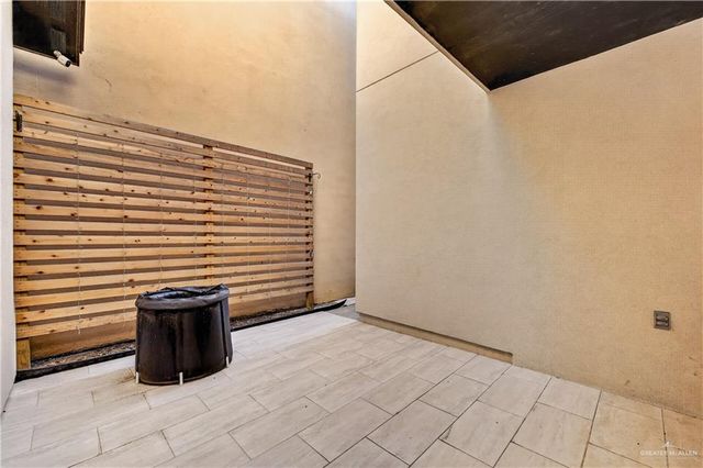 6836 N 5th Street, Mcallen, TX 78504