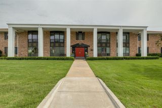 2527 NW 62nd Street 214, Oklahoma City, OK 73112