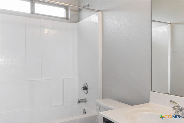 1024 Jamestown Drive, Temple, TX 76504