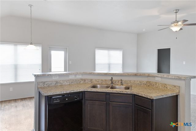 1024 Jamestown Drive, Temple, TX 76504