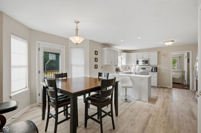 4513 Lost Tree Drive, Indianapolis, IN 46268