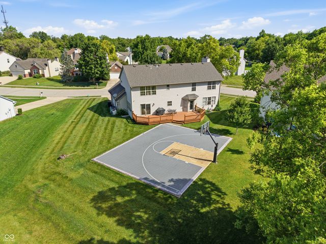 4513 Lost Tree Drive, Indianapolis, IN 46268