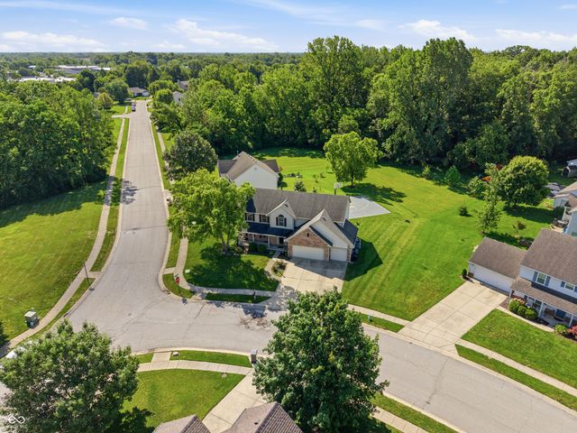 4513 Lost Tree Drive, Indianapolis, IN 46268