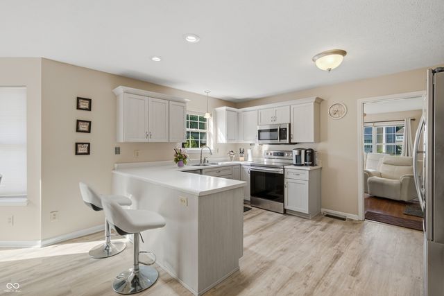 4513 Lost Tree Drive, Indianapolis, IN 46268