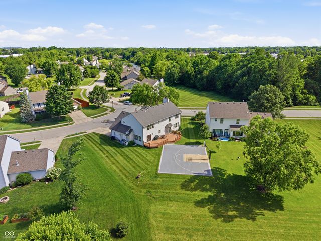 4513 Lost Tree Drive, Indianapolis, IN 46268