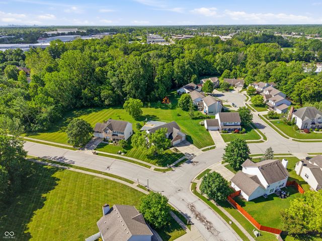 4513 Lost Tree Drive, Indianapolis, IN 46268