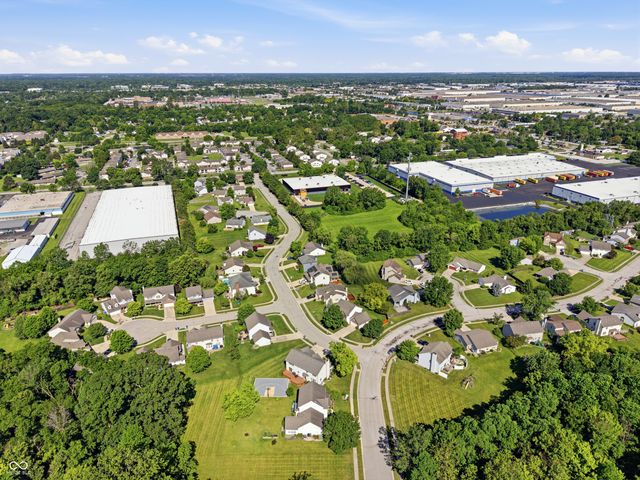 4513 Lost Tree Drive, Indianapolis, IN 46268