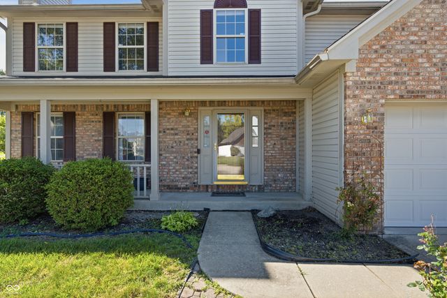 4513 Lost Tree Drive, Indianapolis, IN 46268