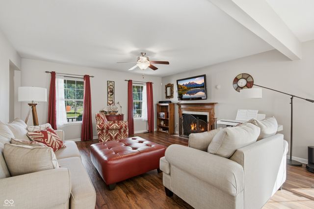 4513 Lost Tree Drive, Indianapolis, IN 46268