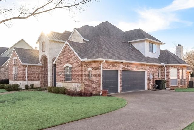 1110 Calais Drive, Southlake, TX 76092