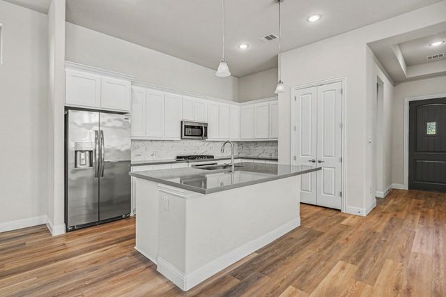 726 Village Green Drive, Argyle, TX 76226
