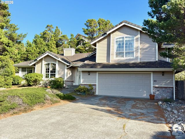 65 SHORELINE Dr, Florence, OR 97439