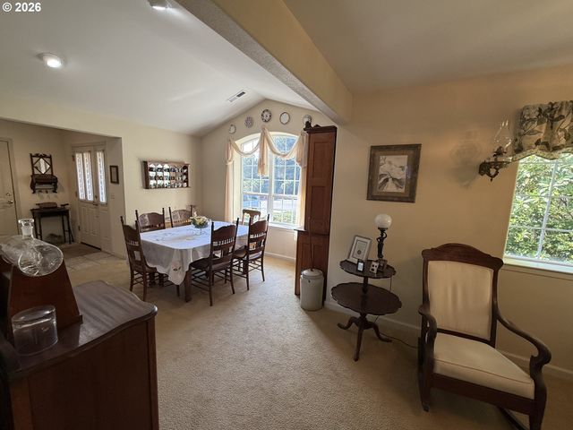 65 SHORELINE Dr, Florence, OR 97439