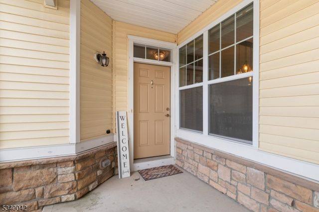 22 Alexanders Rd, Allamuchy Twp., NJ 07840