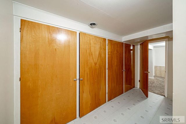 1075 Stanger Avenue, Idaho Falls, ID 83404