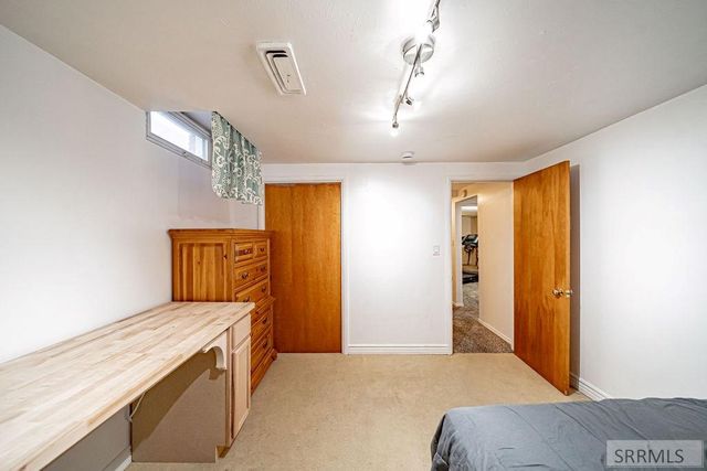 1075 Stanger Avenue, Idaho Falls, ID 83404