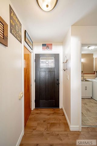 1075 Stanger Avenue, Idaho Falls, ID 83404