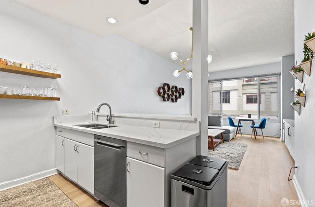 220 Lombard Street 219, San Francisco, CA 94111