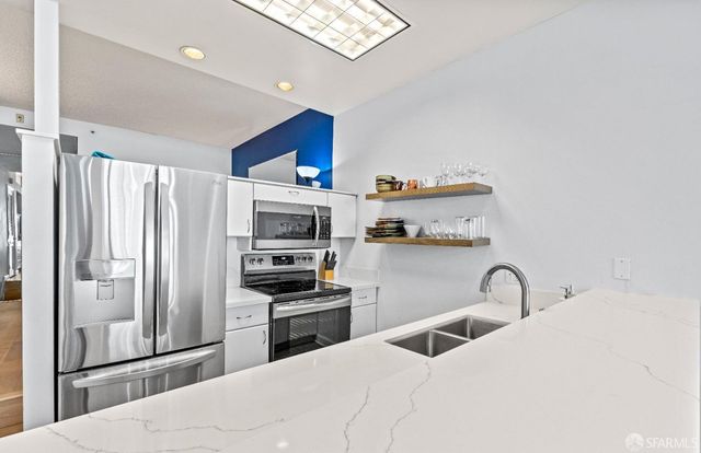 220 Lombard Street 219, San Francisco, CA 94111