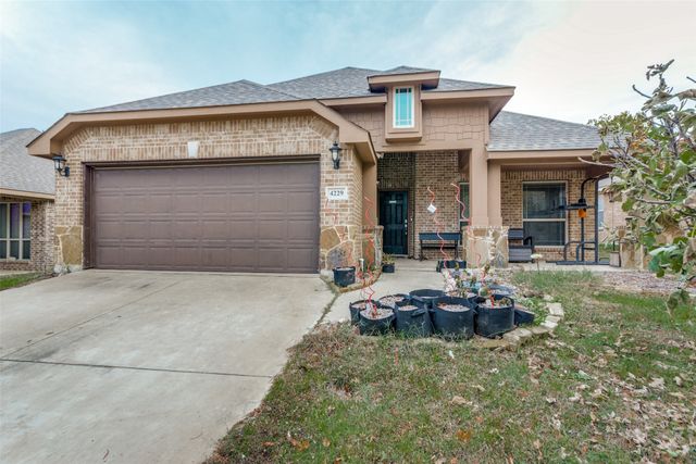 4229 Summersweet Lane, Crowley, TX 76036