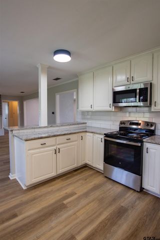3110 S Cameron Ave, Tyler, TX 75701