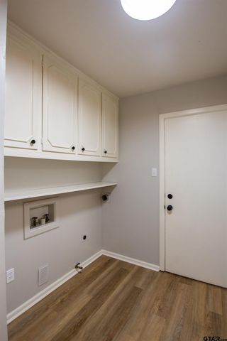 3110 S Cameron Ave, Tyler, TX 75701