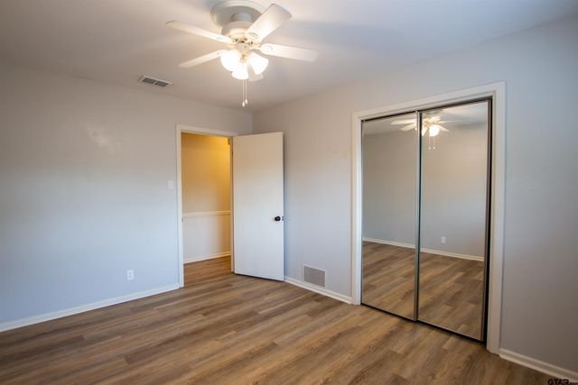 3110 S Cameron Ave, Tyler, TX 75701