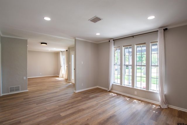 3110 S Cameron Ave, Tyler, TX 75701