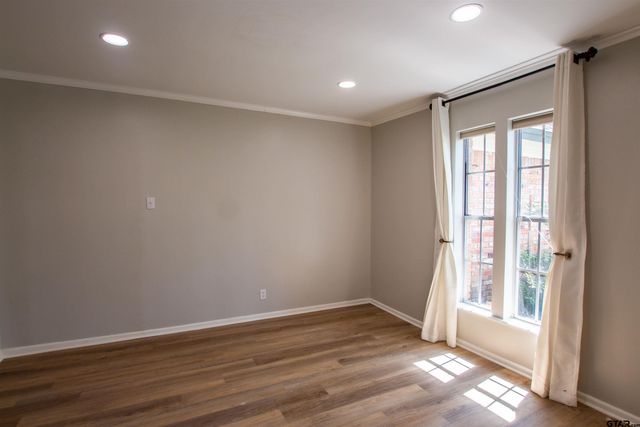 3110 S Cameron Ave, Tyler, TX 75701