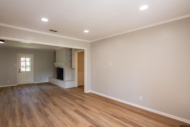 3110 S Cameron Ave, Tyler, TX 75701