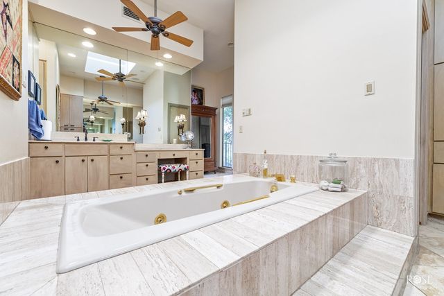 1306 S Monroe St, San Angelo, TX 76901