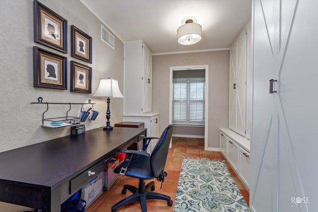 1306 S Monroe St, San Angelo, TX 76901