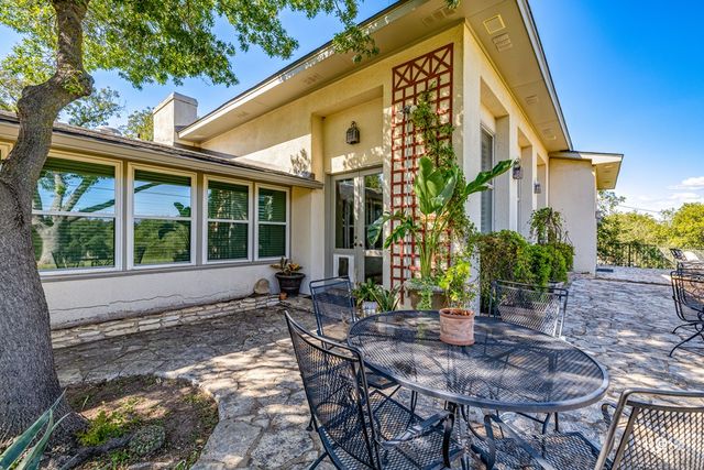 1306 S Monroe St, San Angelo, TX 76901