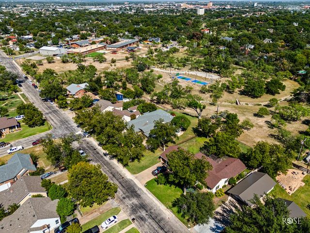 1306 S Monroe St, San Angelo, TX 76901