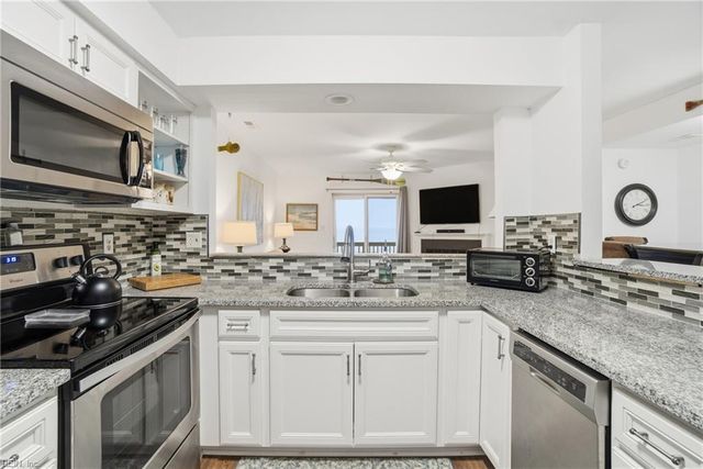 9711 Chesapeake St Apt C, Norfolk, VA 23503