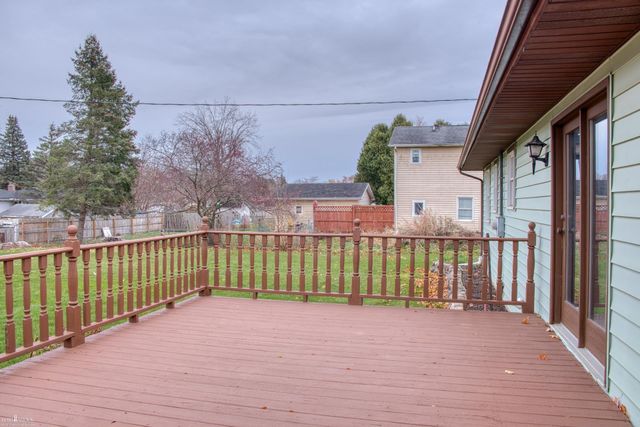 817 S Chipman Street, Owosso, MI 48867