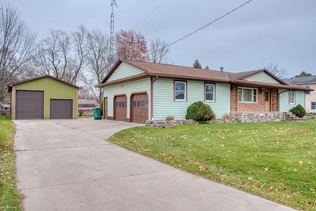 817 S Chipman Street, Owosso, MI 48867