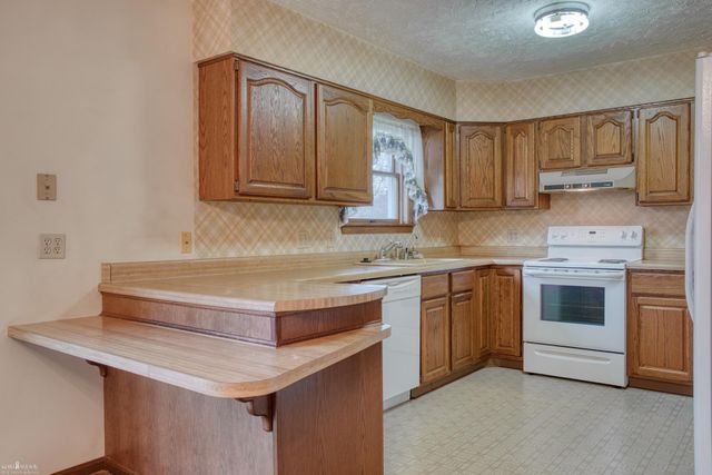 817 S Chipman Street, Owosso, MI 48867