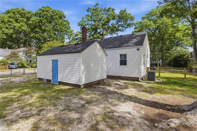 1201 Frank ST, Norfolk, VA 23518